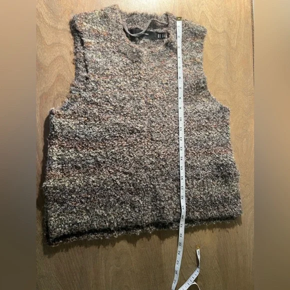 Bouclé Sweater Tank by Vero Moda - Picture 8 of 10